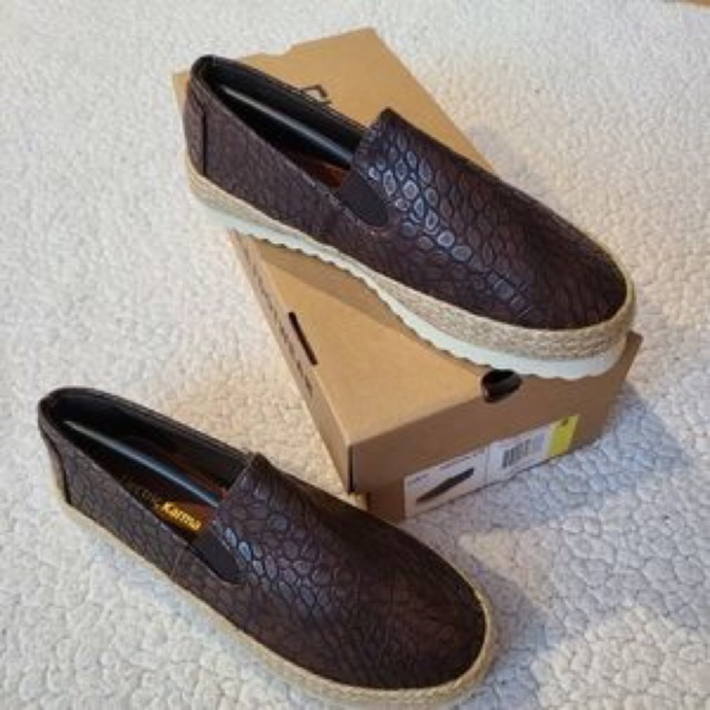 ELECTRIC KARMA LULU ESPADRILLE CHOCOLATE NIB SZ 7